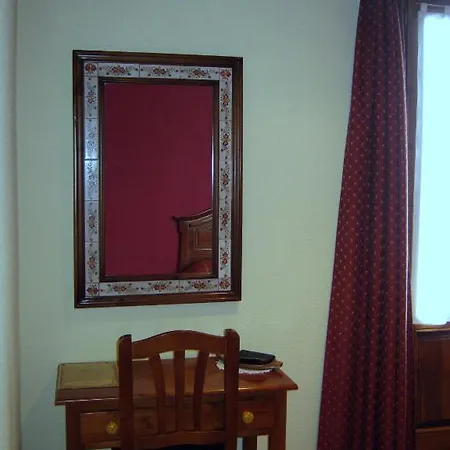 Casa La Abadia סרלר